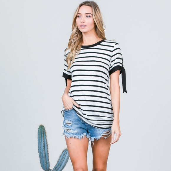 STRIPED TOP WITH CONTRAST TIED SLEEVE - Picture 1 of 2